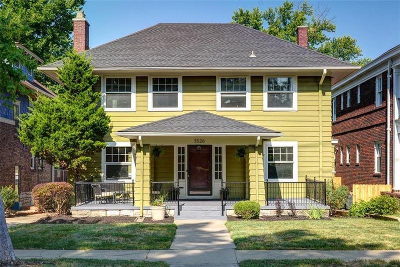 3526 Cherry St, Kansas City, MO 64109