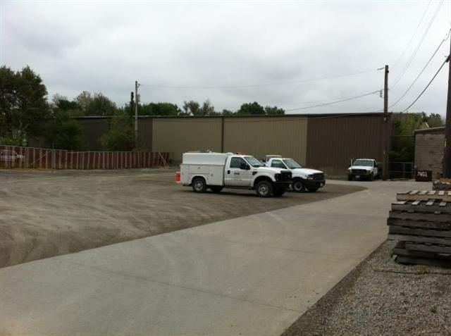 2202 Locust St, St Joseph, MO 64501