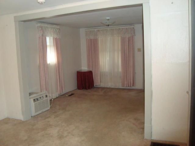 3111 Burnside, St Joseph, MO 64505