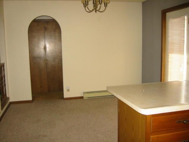 1802 Buckingham, St Joseph, MO 64506