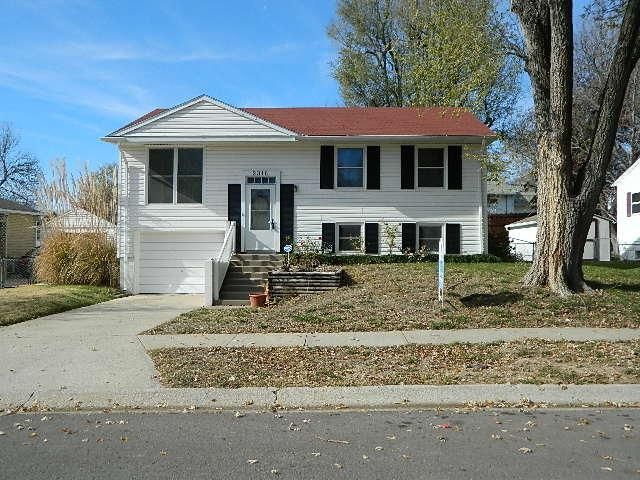 2316 Bittersweet, St Joseph, MO 64503