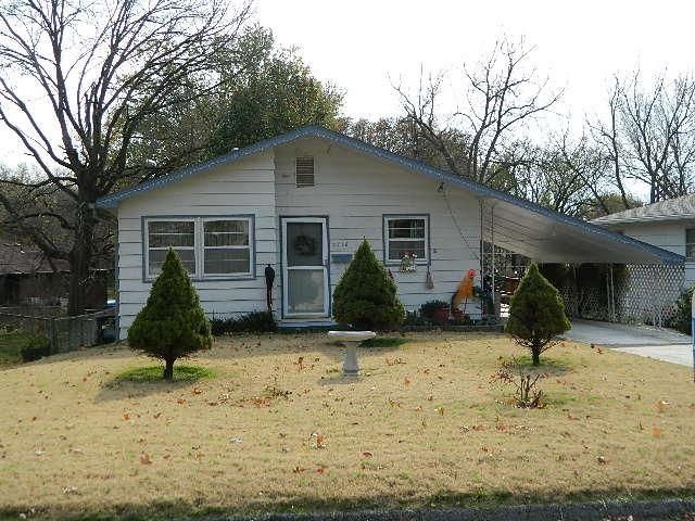 2836 Walnut, St Joseph, MO 64503