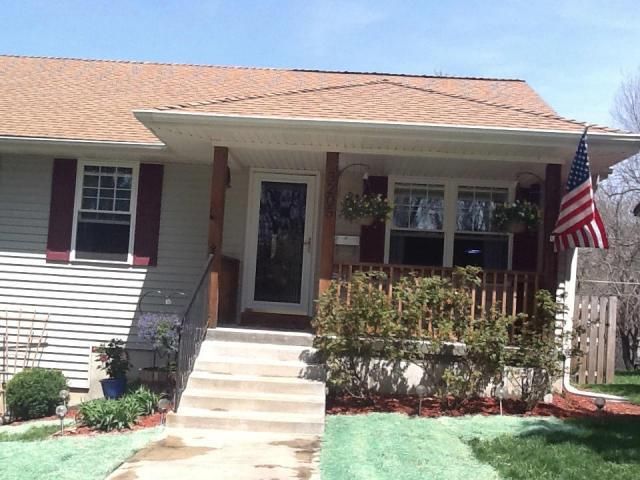 3205 Scott, St Joseph, MO 64507