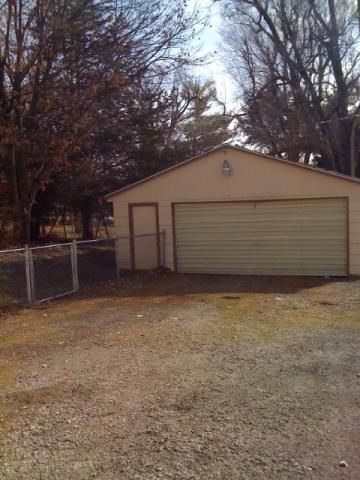 4018 Pacific, St Joseph, MO 64507