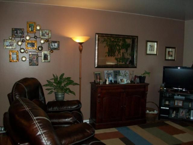 4710 Valley, St Joseph, MO 64503