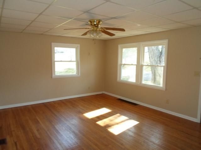 3503 Olive St, St Joseph, MO 64507