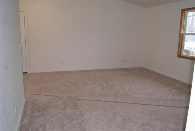 104 W Price, Savannah, MO 64485