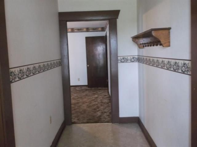 6319 Morris St, St Joseph, MO 64504