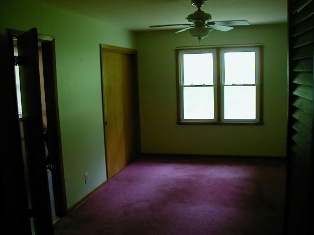 616 N 26th St, St Joseph, MO 64506