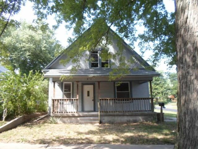1023 Randolph St, St Joseph, MO 64505