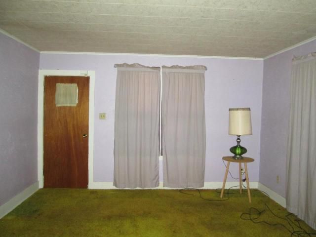 518 S 16th, St Joseph, MO 64501