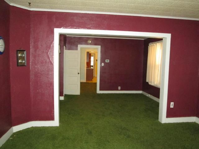 518 S 16th, St Joseph, MO 64501