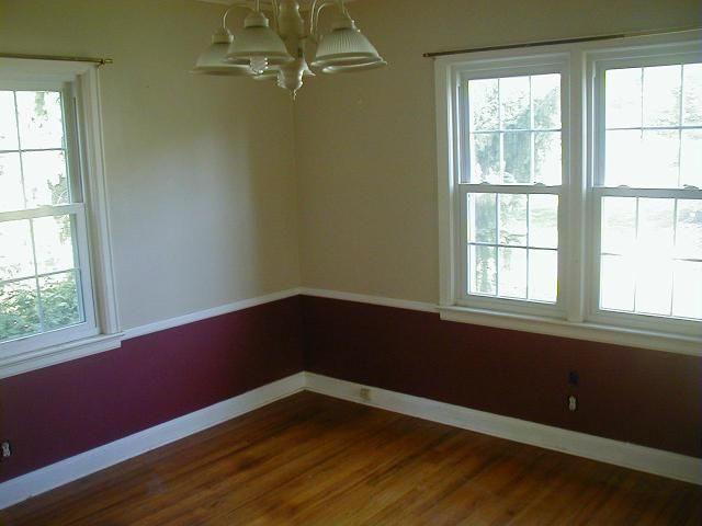2019 Lovers Ln, St Joseph, MO 64505