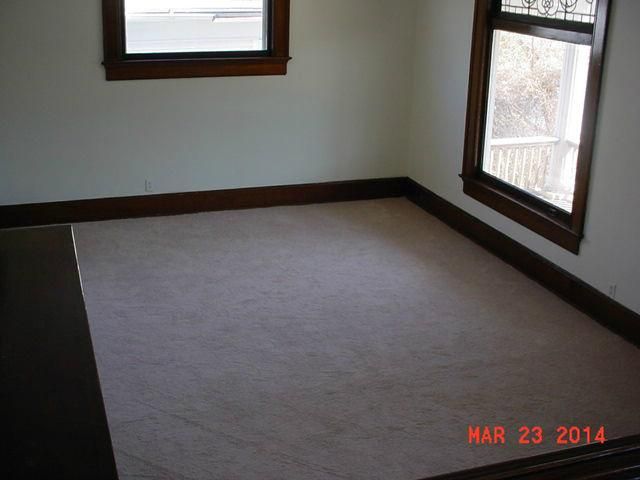 2229 Francis St, St Joseph, MO 64501