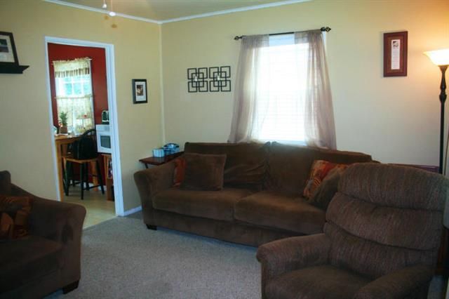 1815 Crescent, St Joseph, MO 64506