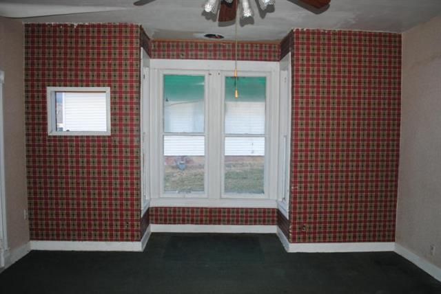 2404 Patee St, St Joseph, MO 64507