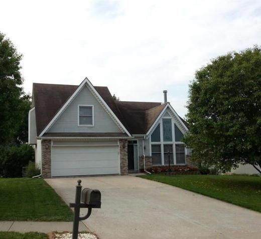3906 Mallard Ct, St Joseph, MO 64506