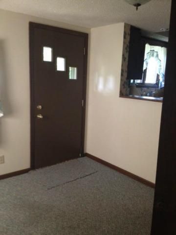 507 N 6th St, Wathena, KS 66090