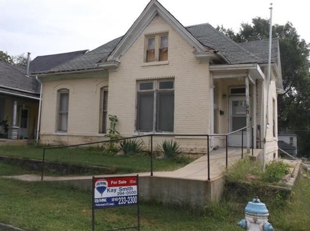 731 S 16th St, St Joseph, MO 64501