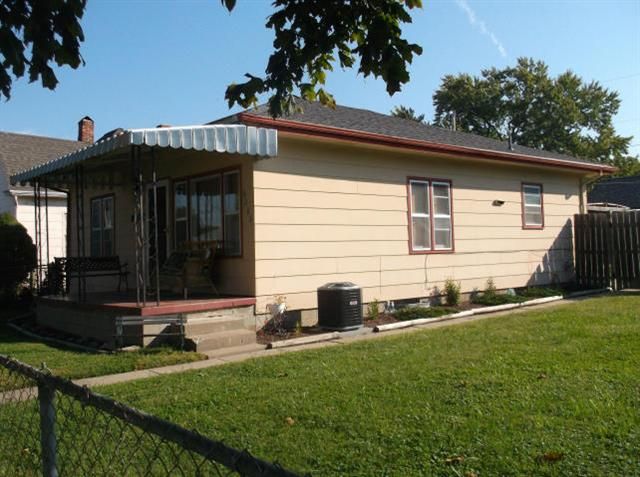 6223 Washington, St Joseph, MO 64504