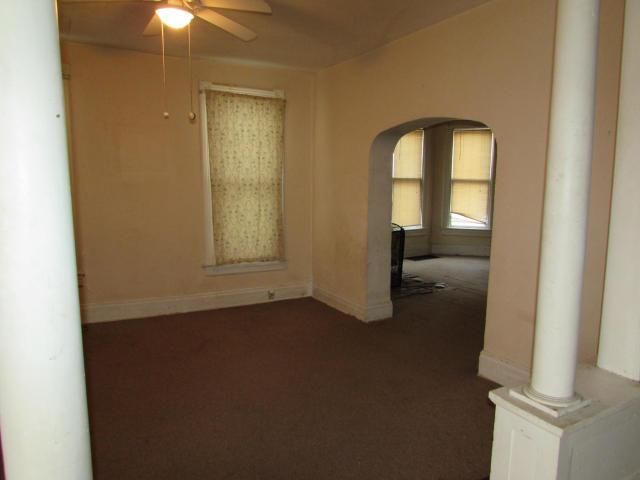 2634 Lafayette St, St Joseph, MO 64507