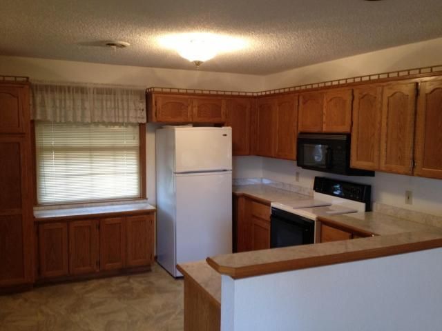 3616 Duncan, St Joseph, MO 64507