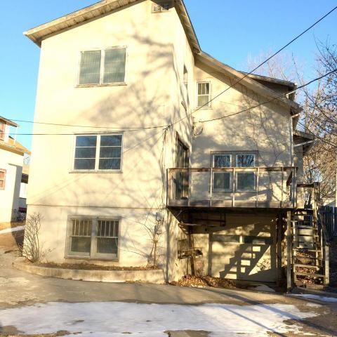 2614 Buehler Ave, St Joseph, MO 64506