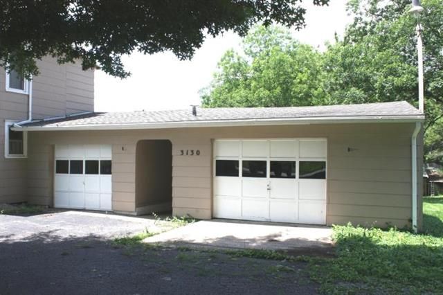 3130 S 29th St, St Joseph, MO 64503