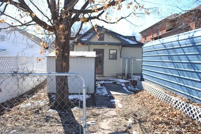 607 Spring St, Atchison, KS 66002
