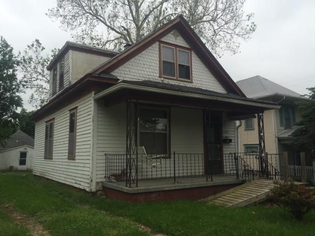 2706 Renick St, St Joseph, MO 64507