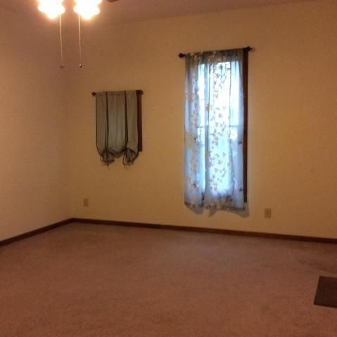 1209 Corby St, St Joseph, MO 64505