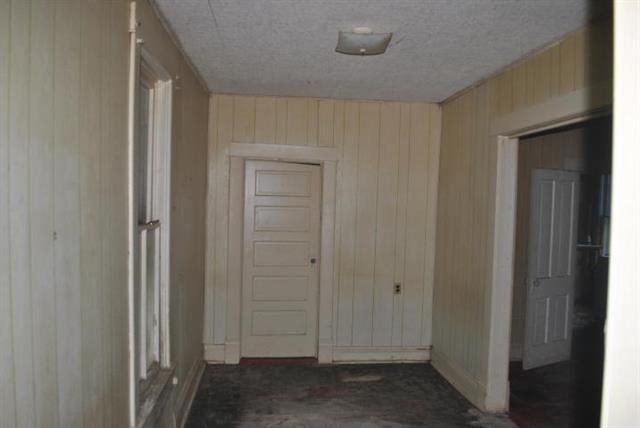 811 Pendleton St, St Joseph, MO 64501