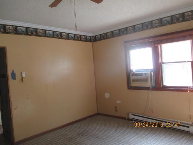 357 N 6th St, Cosby, MO 64436