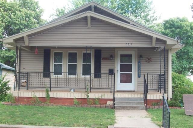 6613 Mack St, St Joseph, MO 64504