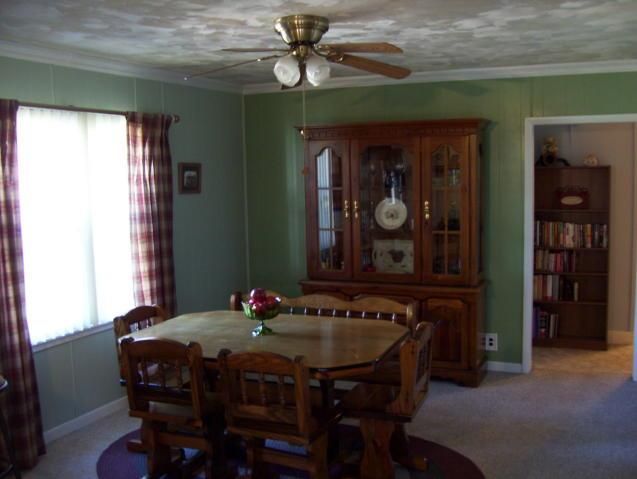 3623 3rd St Rd, St Joseph, MO 64505