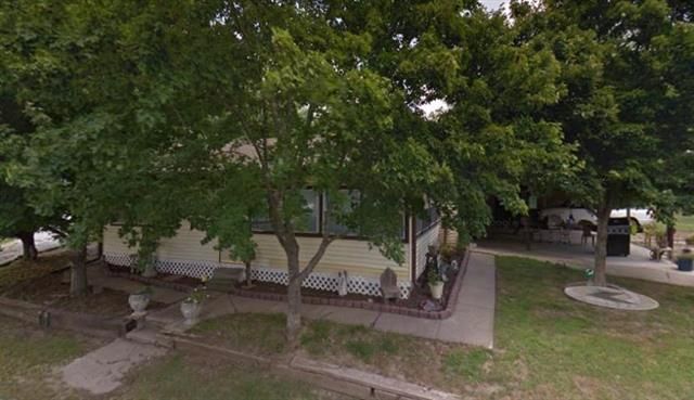 3623 3rd St Rd, St Joseph, MO 64505