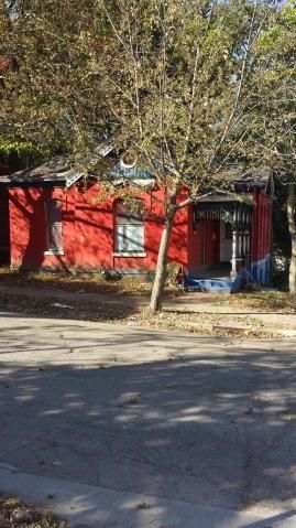 224 N 17th St, St Joseph, MO 64501
