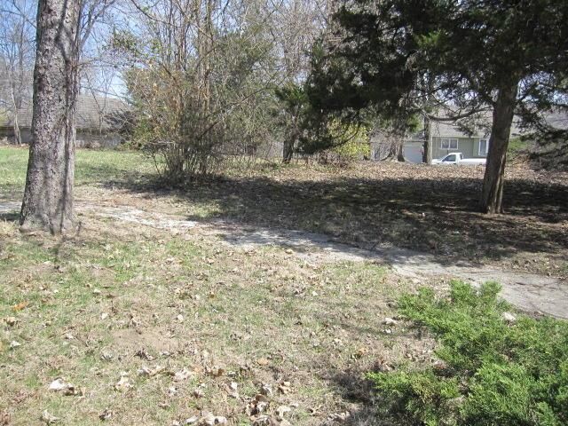 3233 Lafayette St, St Joseph, MO 64507