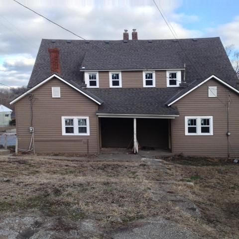 2922-2 N 9th St, St Joseph, MO 64505