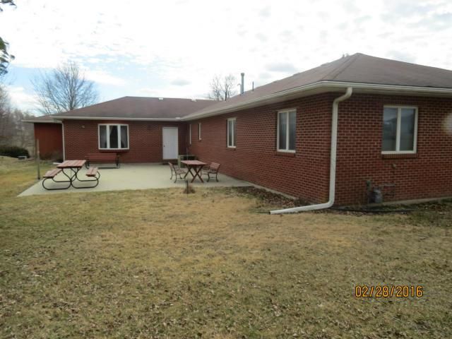 1304 Witham St, Stanberry, MO 64489