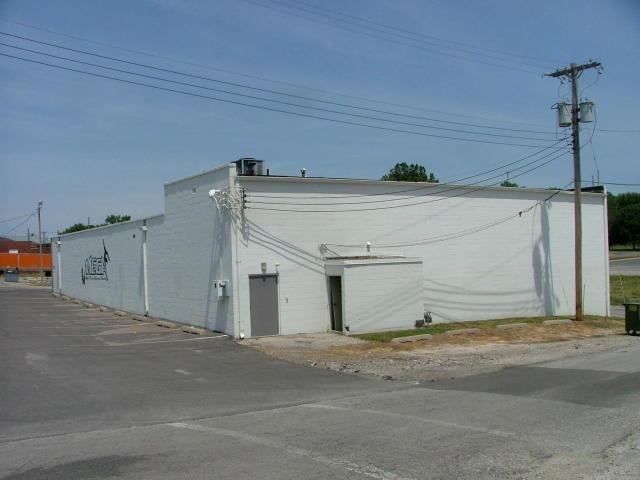 2605 St Joseph Ave, St Joseph, MO 64505