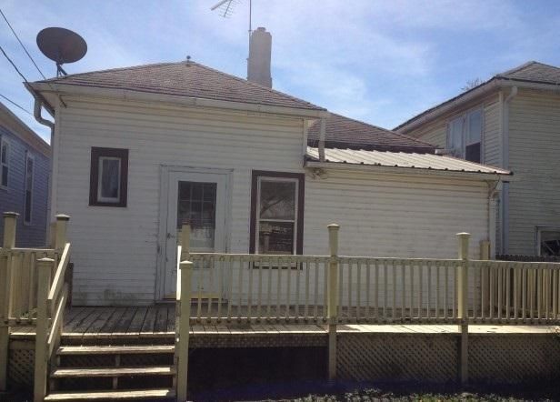 1217 Corby St, St Joseph, MO 64501