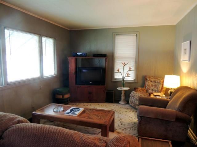 3011 Edmond St, St Joseph, MO 64501