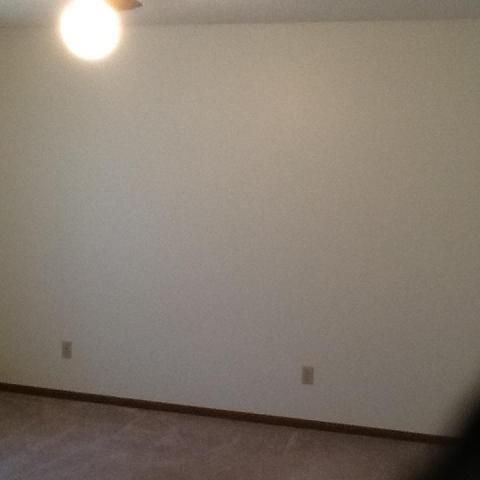 814 S Woodbine Rd, St Joseph, MO 64507
