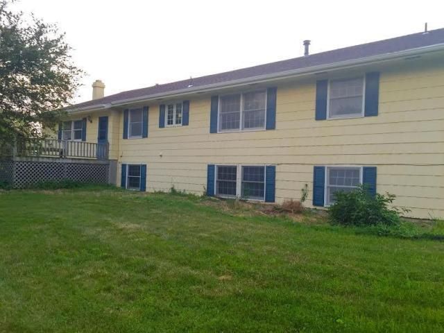1325 Chick Ave, Maryville, MO 64468