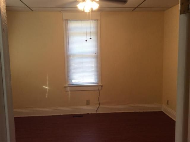 3853 Terrace Ave, St Joseph, MO 64504