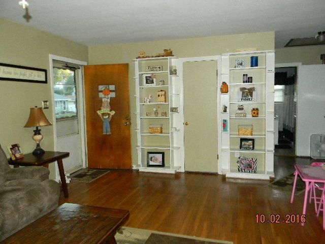 3333 Seneca, St Joseph, MO 64507