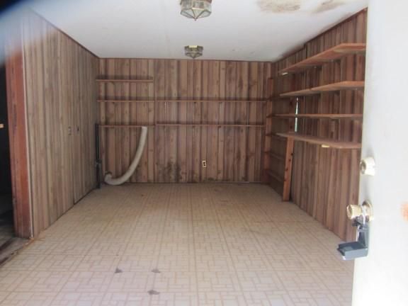 9803 NE Jones Rd, Cameron, MO 64429