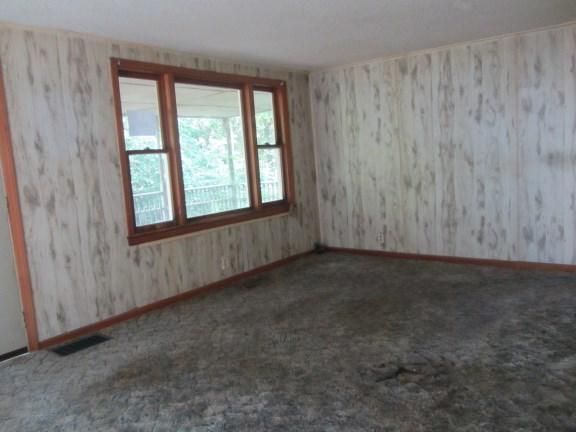 9803 NE Jones Rd, Cameron, MO 64429