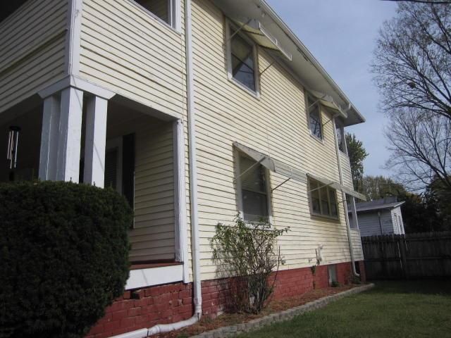 411 N 24th St, St Joseph, MO 64501